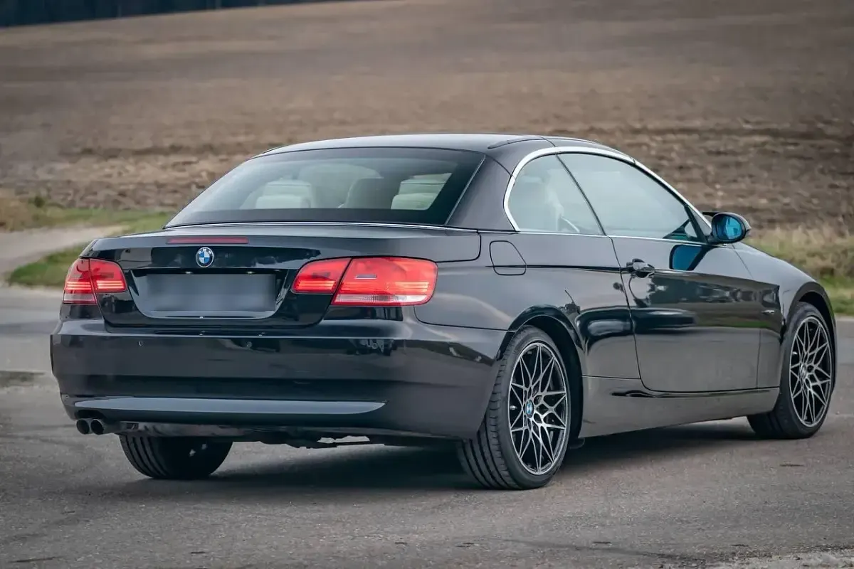 Gebraucht BMW 325 Cabriolet 218 PS (160 kW) 2008 Schwarz Cabrio