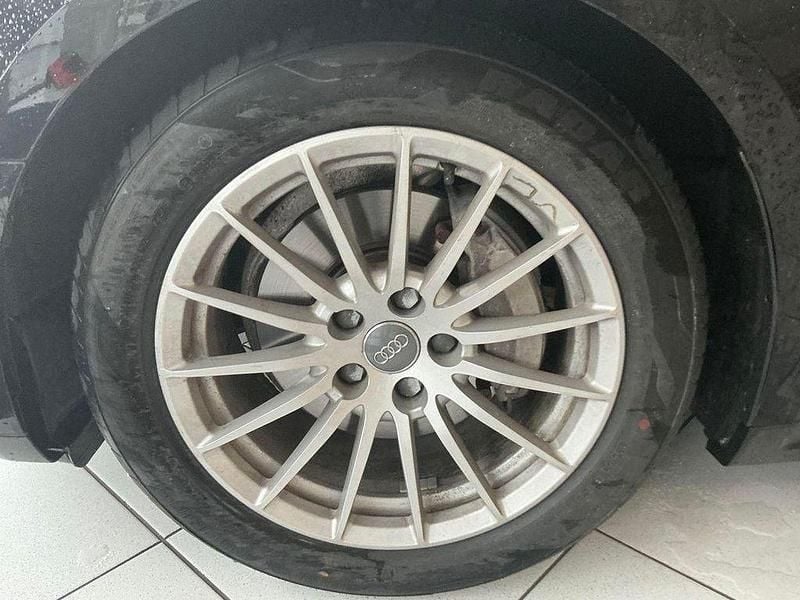 Second-hand Audi A5 Basis 190 CP (139 kW) 2018 Negru Coupe