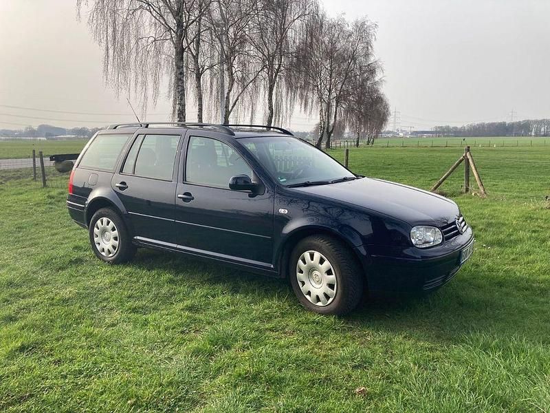 Gebraucht VW Golf IV 75 PS (55 kW) 2003 Blau Kombi