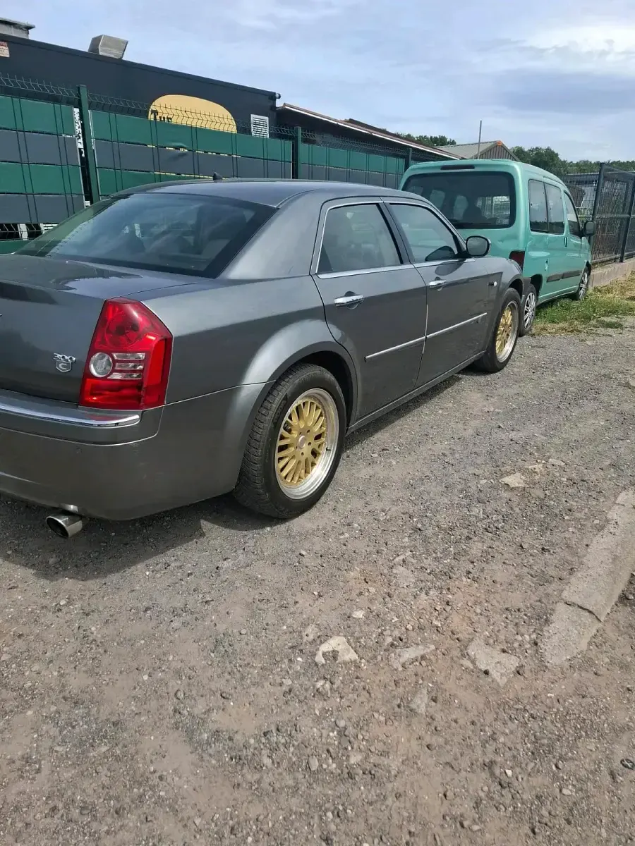 Gebraucht Chrysler 300C 224 PS (164 kW) 2009 Limousine