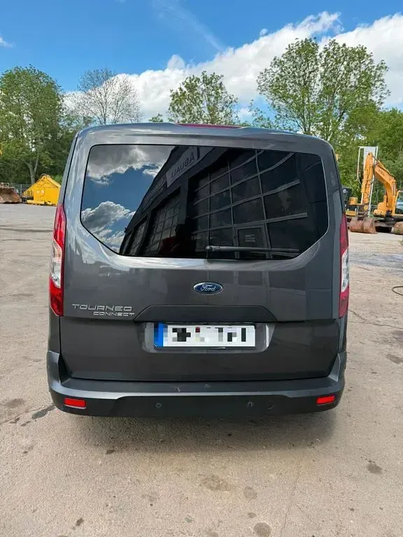 Gebraucht Ford Tourneo 120 PS (88 kW) 2021 Van / Kleinbus