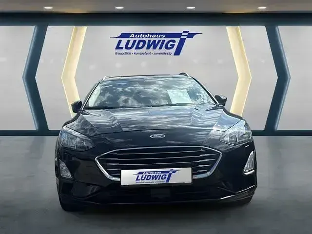 Gebraucht Ford Focus Style 125 PS (91 kW) 2020 Schwarz Limousine