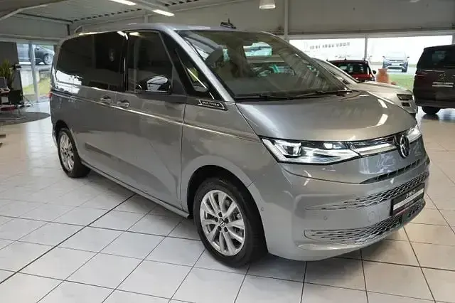 Używany VW Multivan Style 150 KM (110 kW) 2025 Andere Minivan