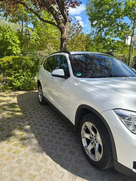 Gebraucht BMW X1 184 PS (135 kW) 2012 Weiß SUV