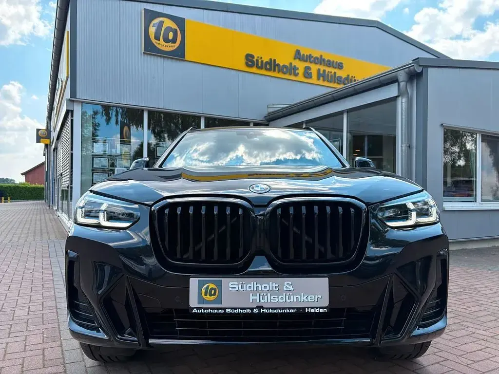 Gebraucht BMW X3 Sport Line 184 PS (135 kW) 2022 Schwarz SUV