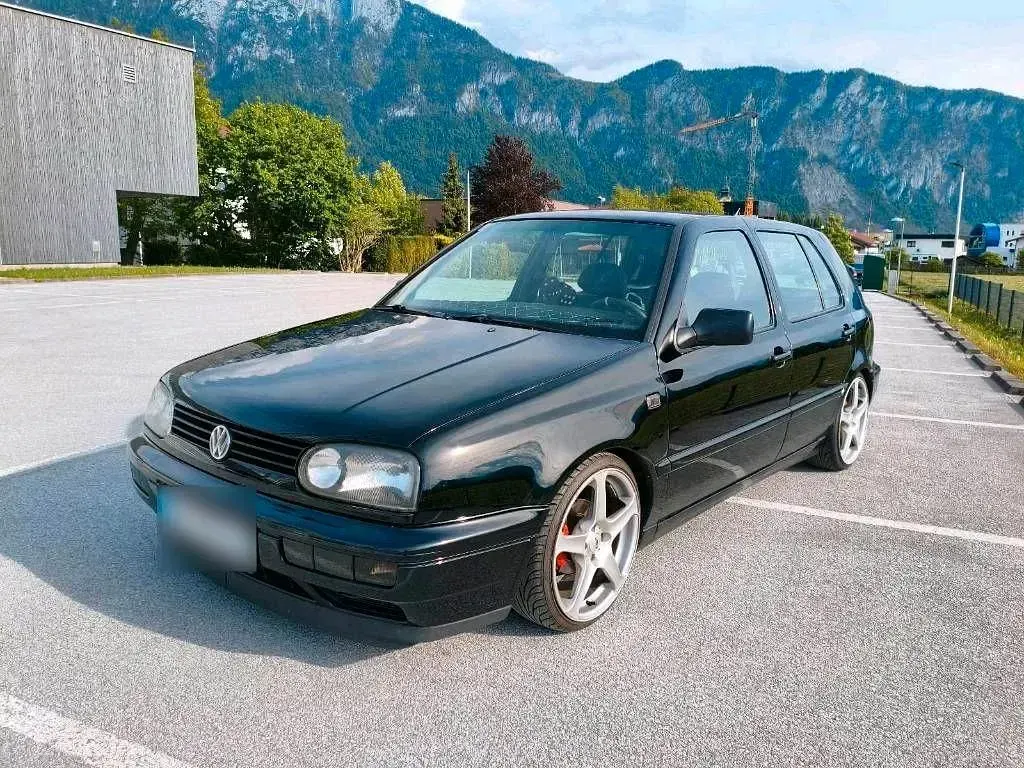 Gebraucht VW Golf III 75 PS (55 kW) 1992 Schwarz Kleinwagen