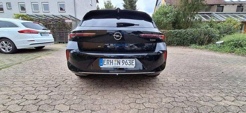 Schwarz Gebraucht 2022 Opel Astra GS Line Limousine | 19.000 € (Superpreis) - Bild 1/4
