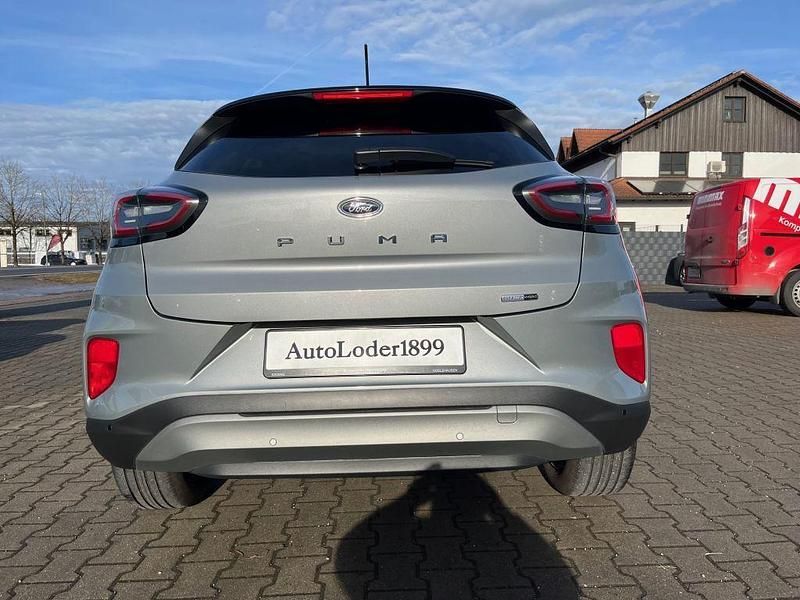 Gebraucht Ford Puma Titanium 125 PS (91 kW) 2021 Silber SUV