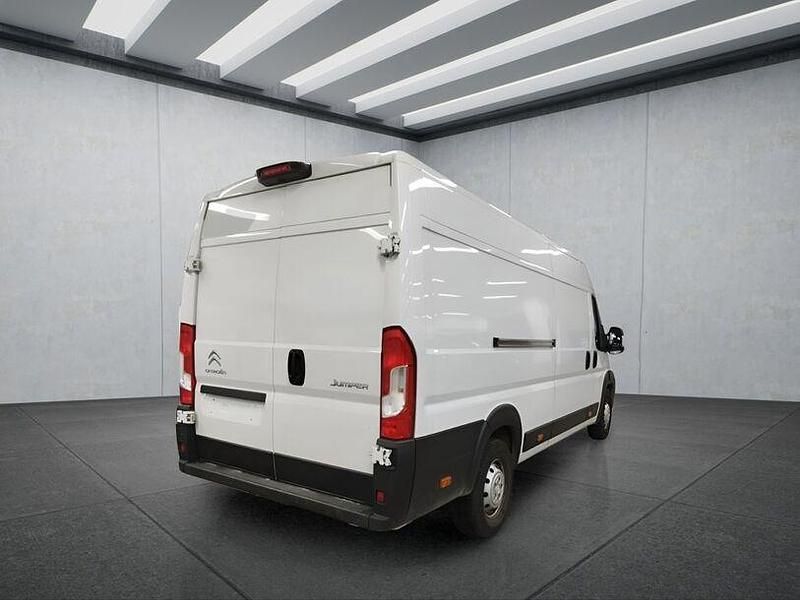Second-hand Citroën Jumper 165 CP (121 kW) 2024 Alb Monovolum