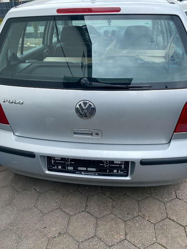 Second-hand VW Polo 75 CP (55 kW) 2001 Hatchback