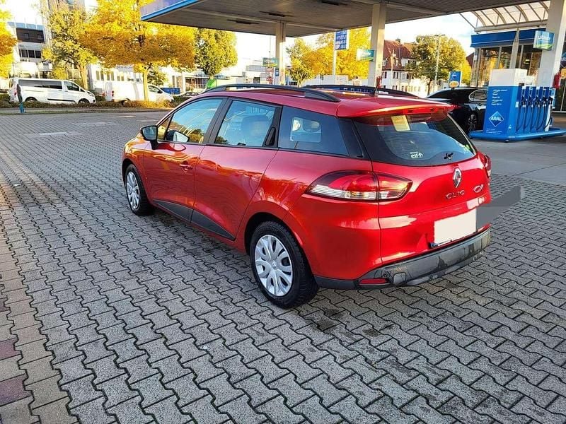 Gebraucht Renault Clio GrandTour 90 PS (66 kW) 2014 Rot Kombi