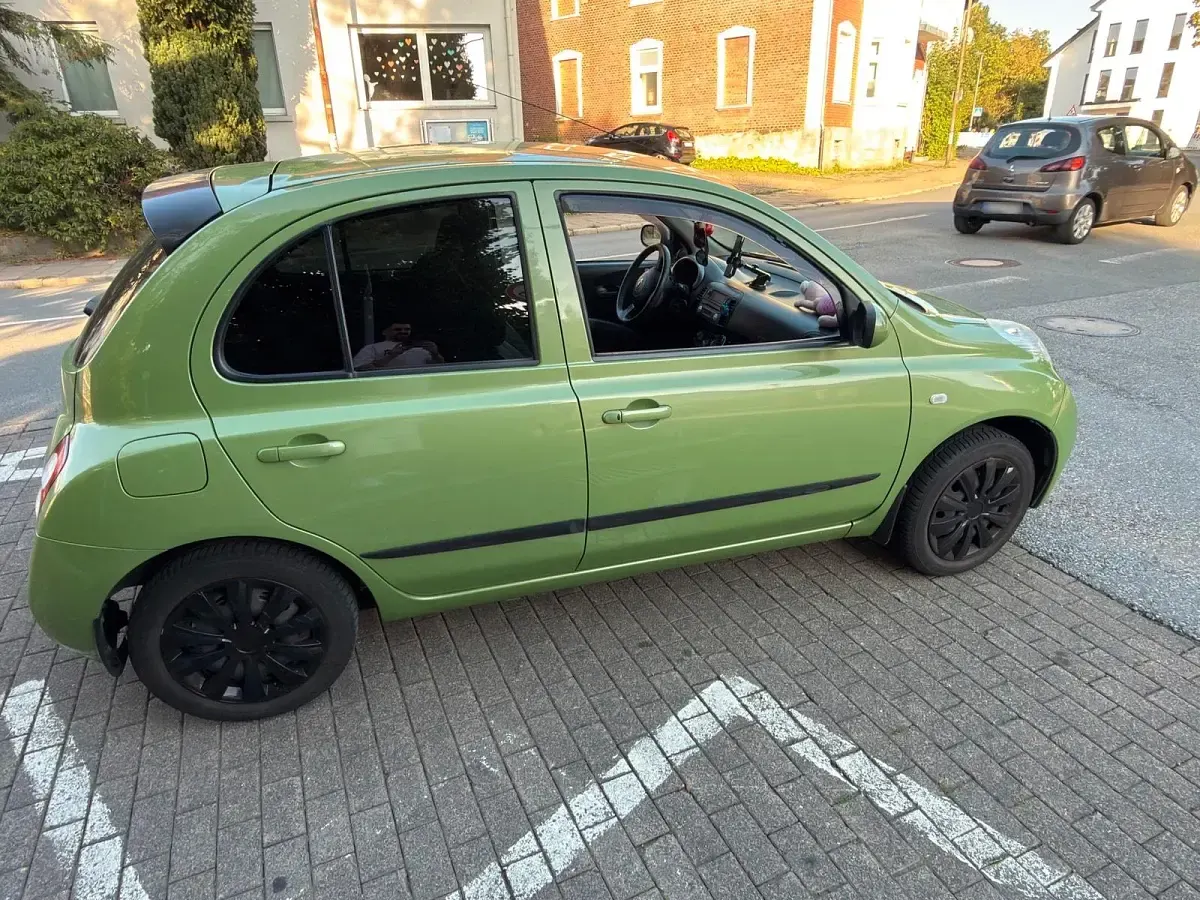 Gebraucht Nissan Micra 88 PS (64 kW) 2005 Grün Kleinwagen