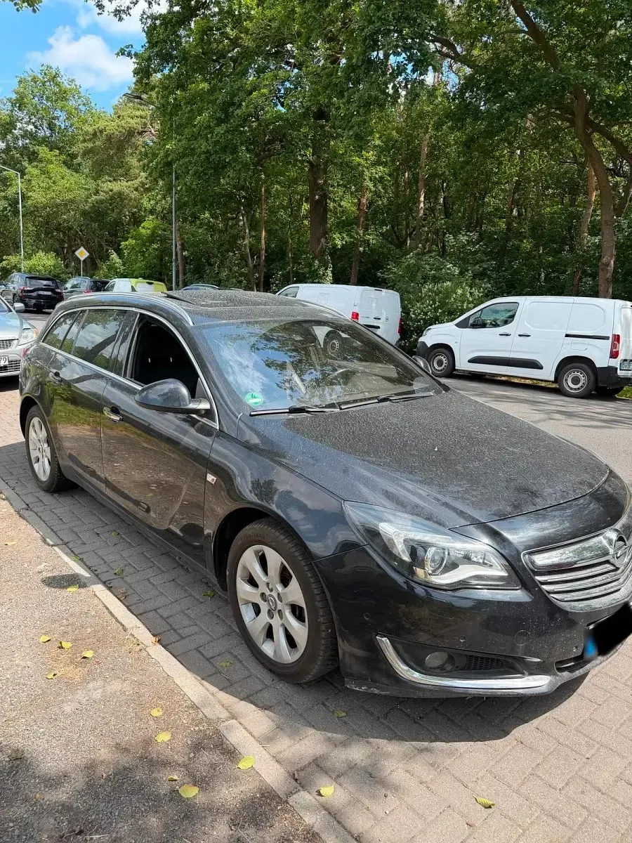 Gebraucht Opel Insignia 163 PS (119 kW) 2015 Schwarz Kombi