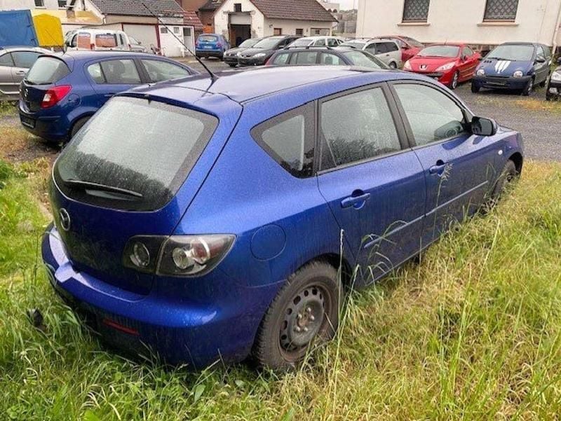 Second-hand Mazda 3 109 CP (80 kW) 2007 Albastru Hatchback