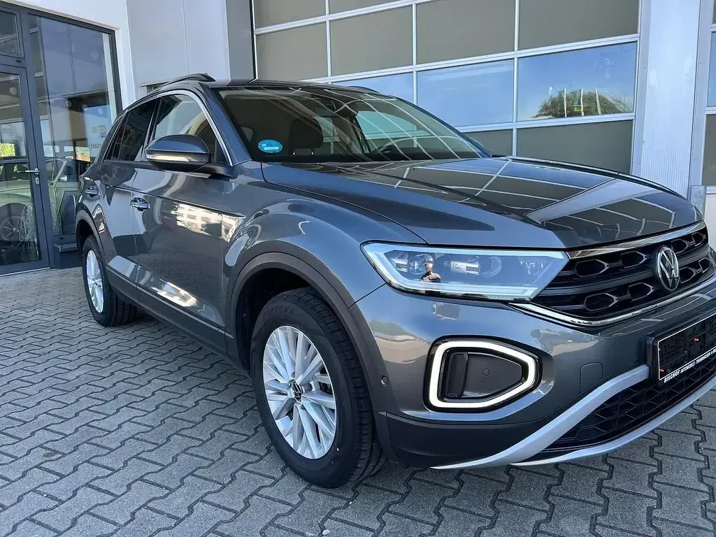 Usata VW T-Roc Life 116 CV (85 kW) 2022 Grigio SUV