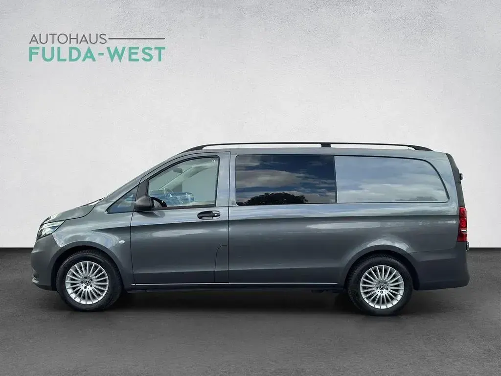 Gebraucht Mercedes Vito 237 PS (174 kW) 2022 Grau Van