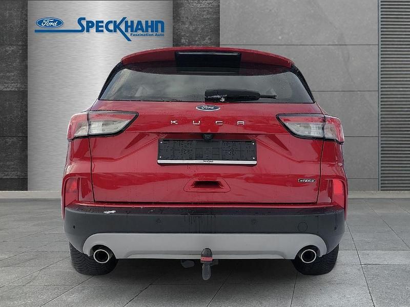 Gebraucht Ford Kuga Titanium 224 PS (164 kW) 2022 Rot SUV