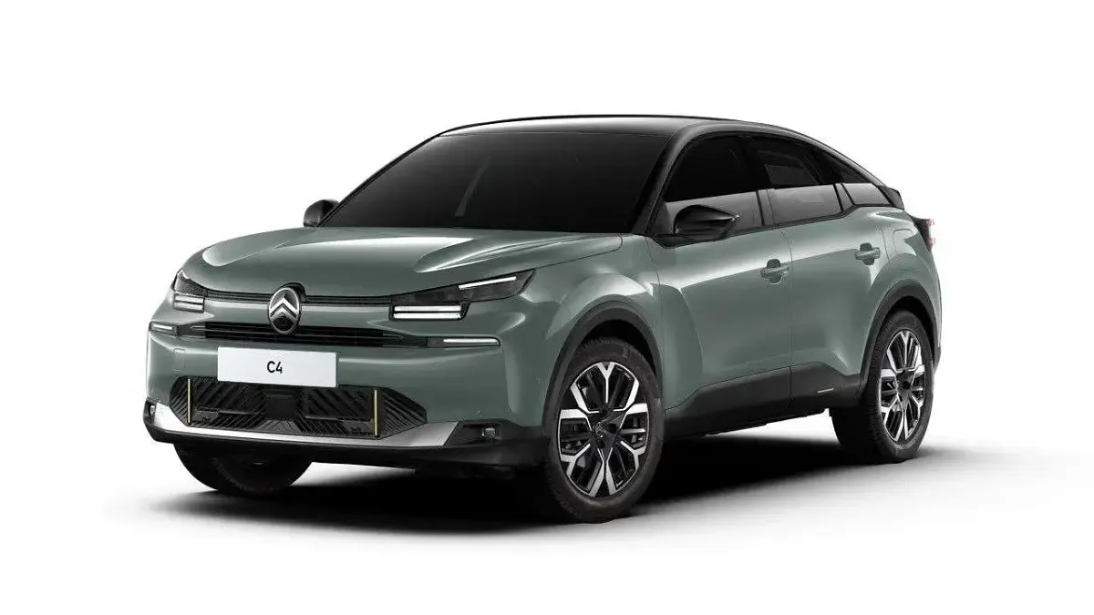 Neu Citroën C4 136 PS (100 kW) 2026 Grün SUV