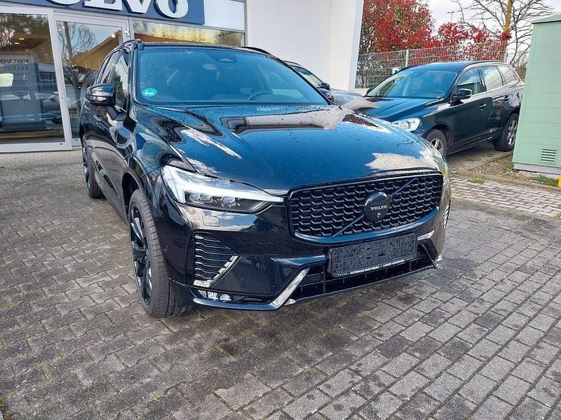 Gebraucht Volvo XC60 Plus 250 PS (183 kW) 2025 Schwarz SUV