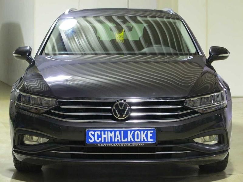 Manganese gray metallic (metallic) Gebraucht 2023 VW Passat Business Kombi | 22.950 € (Guter Preis) - Bild 1/4