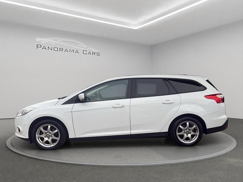Gebraucht Ford Focus 125 PS (91 kW) 2014 Weiß Kombi