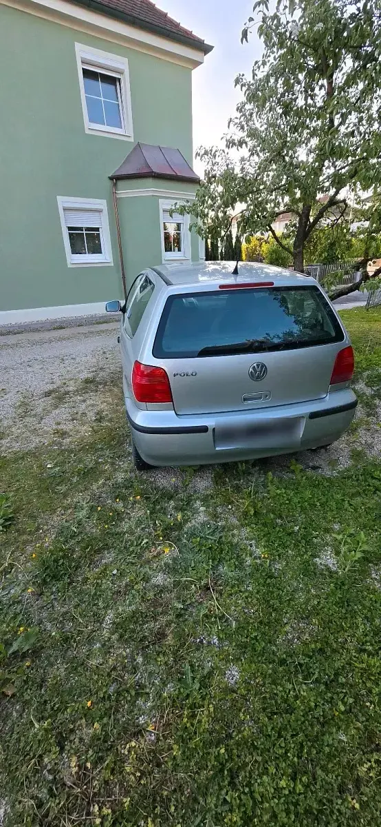 Gebraucht VW Polo 50 PS (36 kW) 2001 Silber Kleinwagen