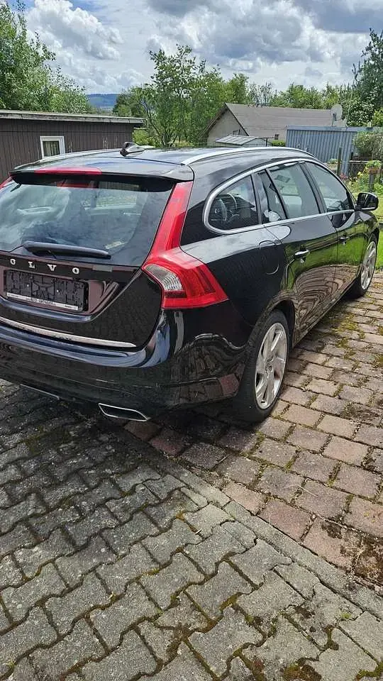 Gebraucht Volvo V60 Momentum 280 PS (205 kW) 2014 Kombi