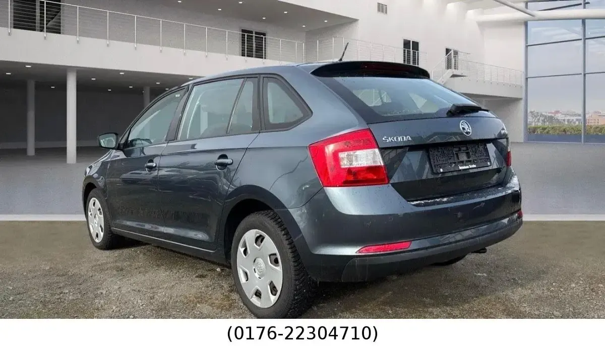 Gebraucht Skoda Rapid Ambition 90 PS (66 kW) 2015 Grau Kleinwagen