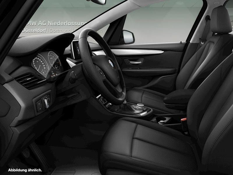 Gebraucht BMW 216 Active Tourer Advantage 109 PS (80 kW) 2021 Schwarz Van / Kleinbus