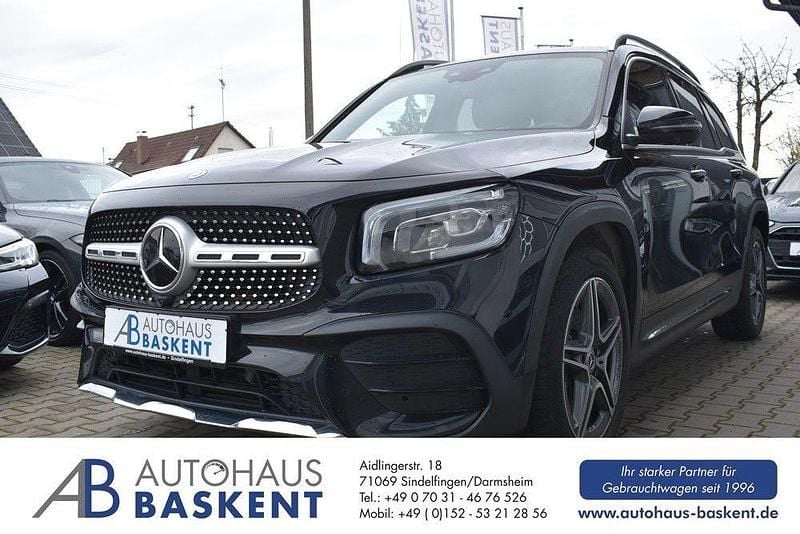 Schwarz Gebraucht 2020 Mercedes GLB200 AMG line SUV | 25.990 € (Etwas zu teuer) - Bild 1/4