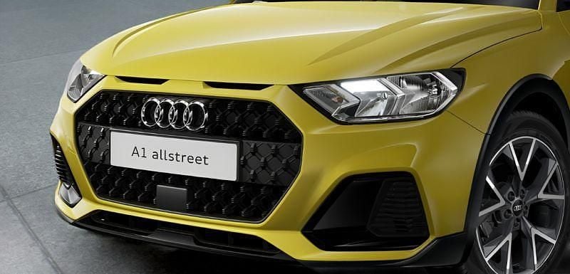 Gelb Gebraucht 2023 Audi A1 Kleinwagen | 23.149 € (Guter Preis) - Bild 1/4