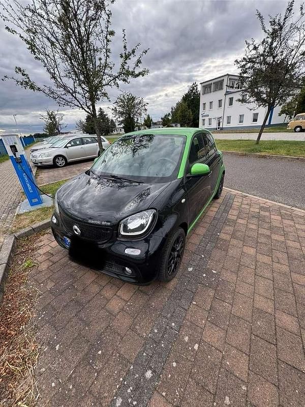 Gebraucht 2018 Smart ForFour Electric Drive Prime Limousine | 7.850 € (Fairer Preis) - Bild 1/4