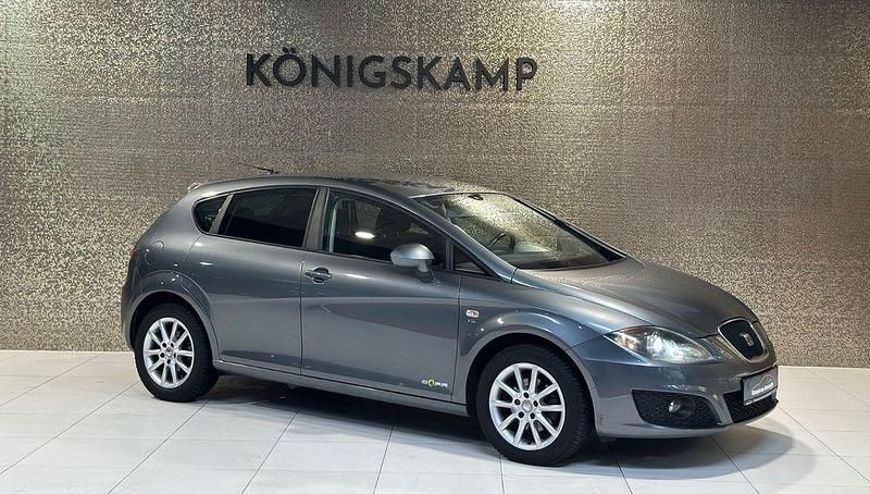 Grau Gebraucht 2012 Seat Leon Copa Limousine | 7.490 € (Fairer Preis) - Bild 1/4