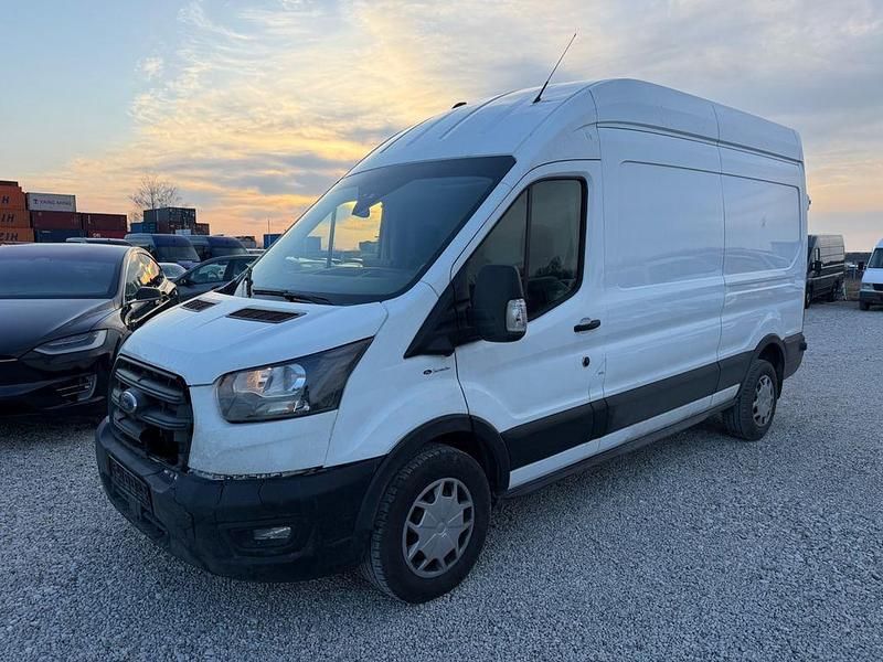 Gebraucht Ford Transit 131 PS (96 kW) 2024 Weiß Limousine