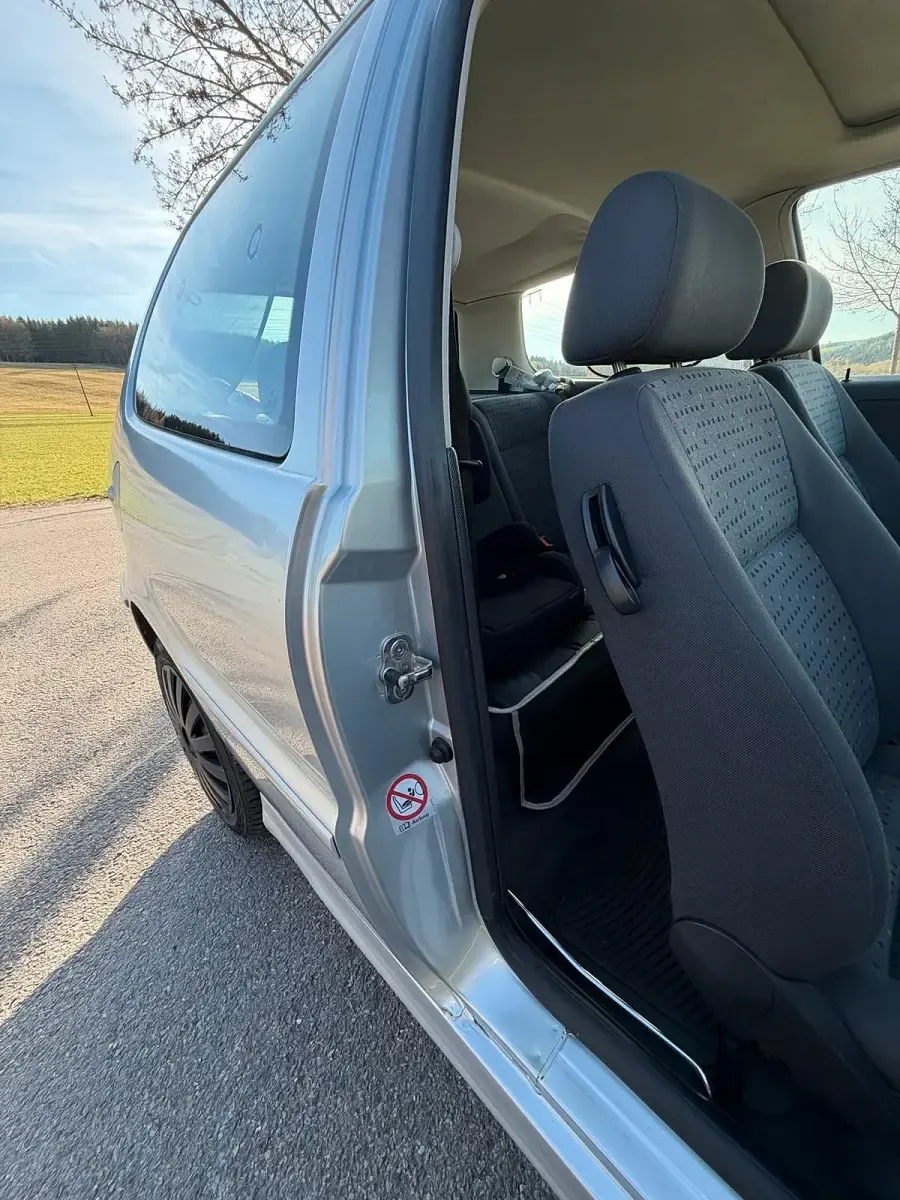 Gebraucht VW Polo 60 PS (44 kW) 2000 Silber Kleinwagen