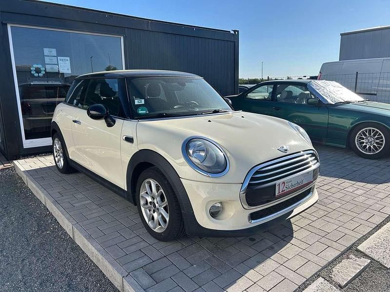 Second-hand Mini Cooper 136 CP (100 kW) 2015 Alb Hatchback
