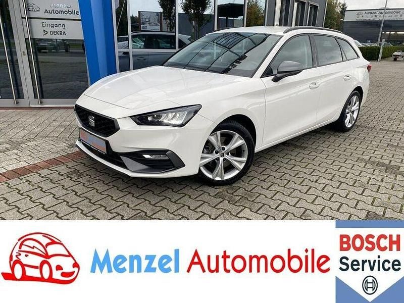 Weiß Gebraucht 2024 Seat Leon FR Limousine | 27.490 € (Fairer Preis) - Bild 1/4