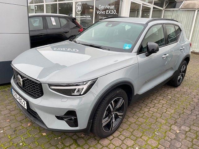 Gebraucht Volvo XC40 Plus 129 PS (94 kW) 2023 Grau SUV