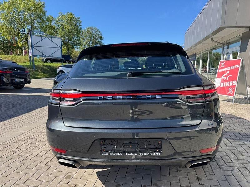 Gebraucht Porsche Macan Basis 245 PS (180 kW) 2019 Grau SUV