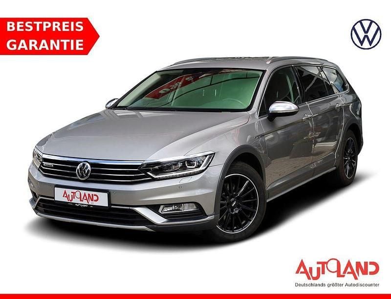 Silber Gebraucht 2017 VW Passat Alltrack Kombi | 25.950 € (Fairer Preis) - Bild 1/4