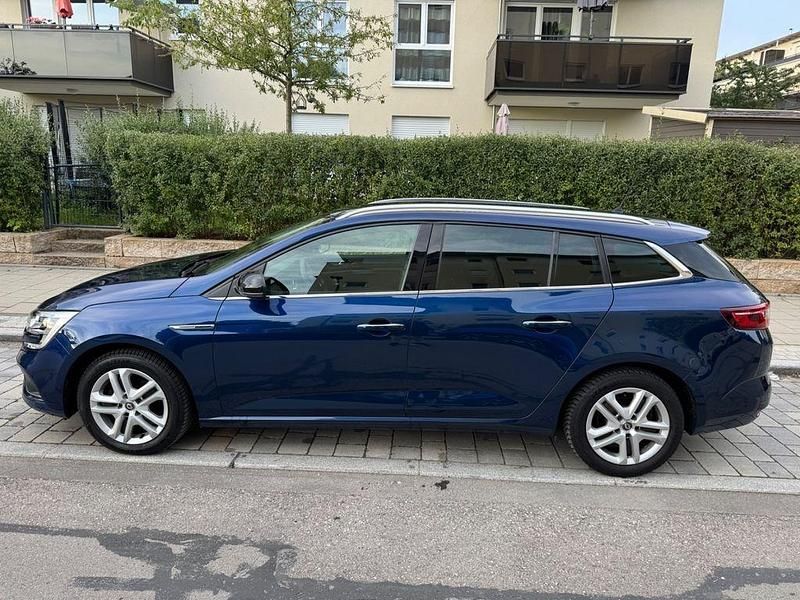 Blau Gebraucht 2020 Renault Mégane IV LIMITED Limousine | 14.000 € (Fairer Preis) - Bild 1/4
