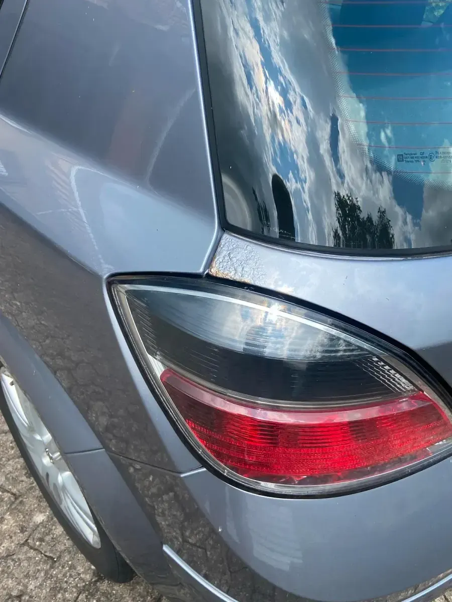 Gebraucht Opel Astra 116 PS (85 kW) 2009 Silber Limousine
