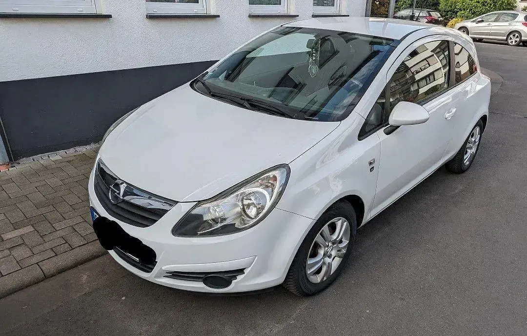 Occasion Opel Corsa Selection 69 ch (50 kW) 2010 Blanc Citadine