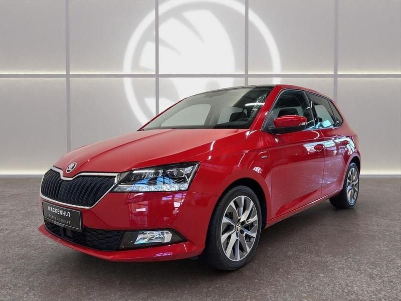 Rot Gebraucht 2021 Skoda Fabia Clever Limousine | 16.430 € (Fairer Preis) - Bild 1/4