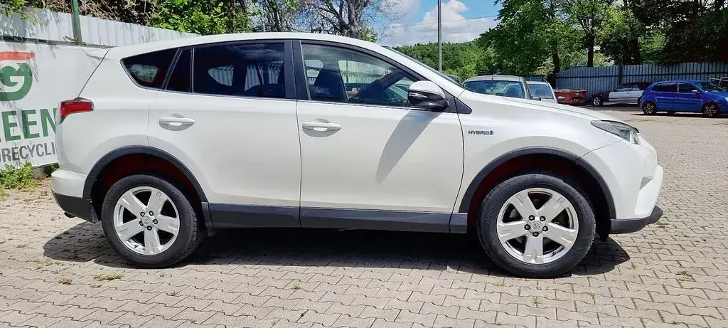 Gebraucht Toyota RAV4 Hybrid Edition-S 155 PS (114 kW) 2017 Weiß SUV