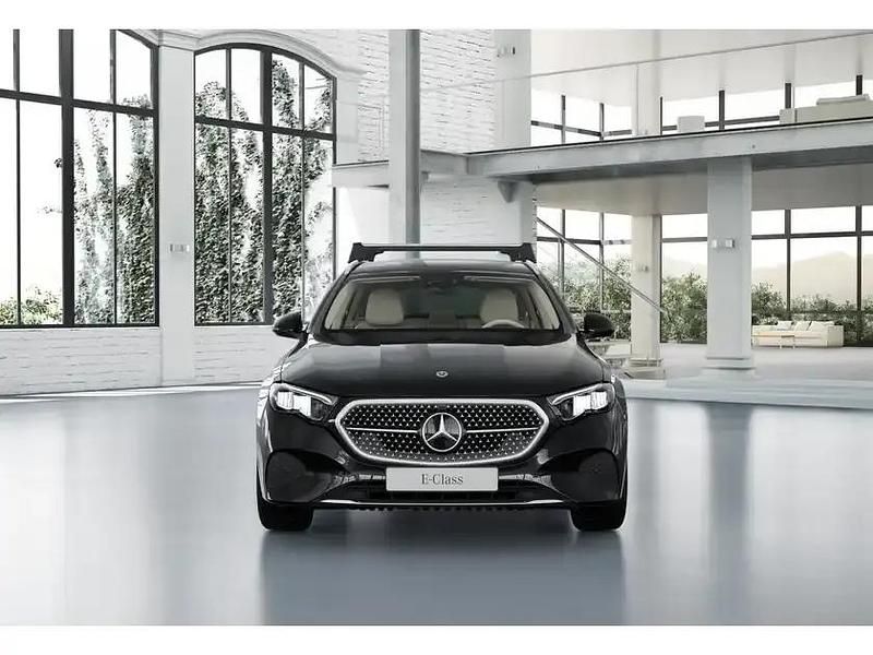 Second-hand Mercedes E300 197 CP (144 kW) 2025 Negru Break