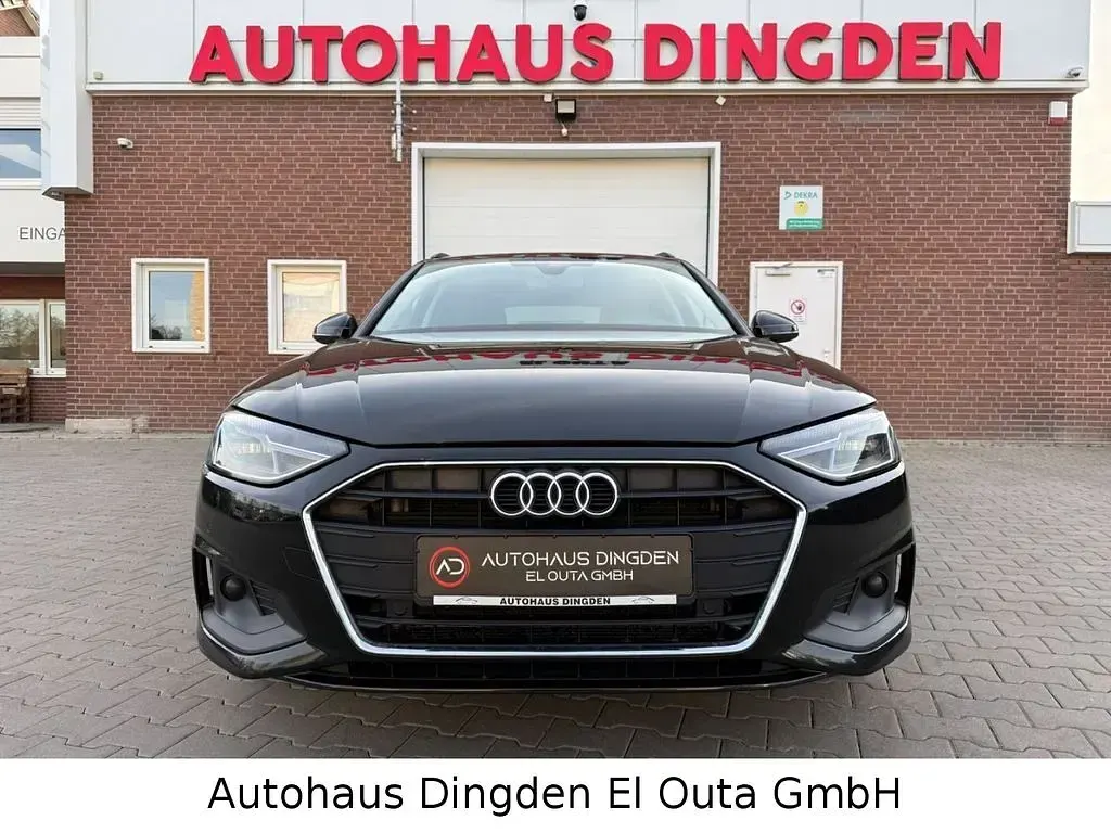 Gebraucht Audi A4 Basis 204 PS (150 kW) 2022 Schwarz Kombi