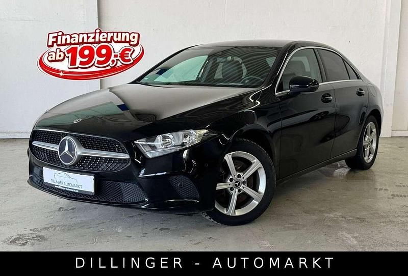 Gebraucht Mercedes A250 160 PS (117 kW) 2022 Schwarz Limousine