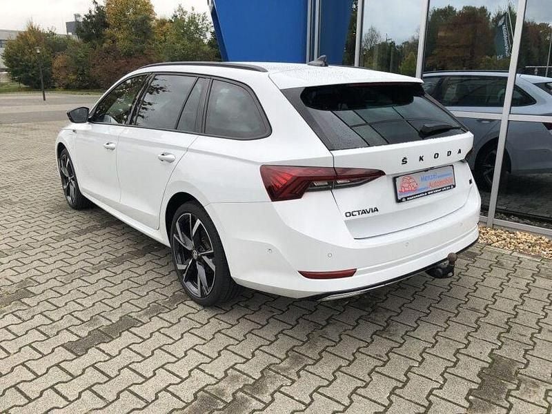 Gebraucht Skoda Octavia SportLine 204 PS (150 kW) 2022 Weiss Kombi