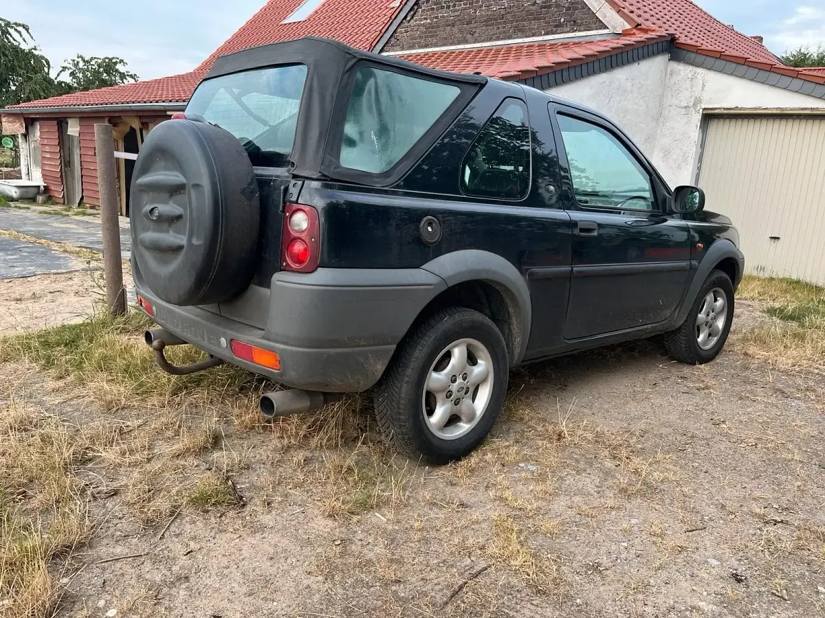 Gebraucht Land Rover Freelander 112 PS (82 kW) 2001 Schwarz SUV
